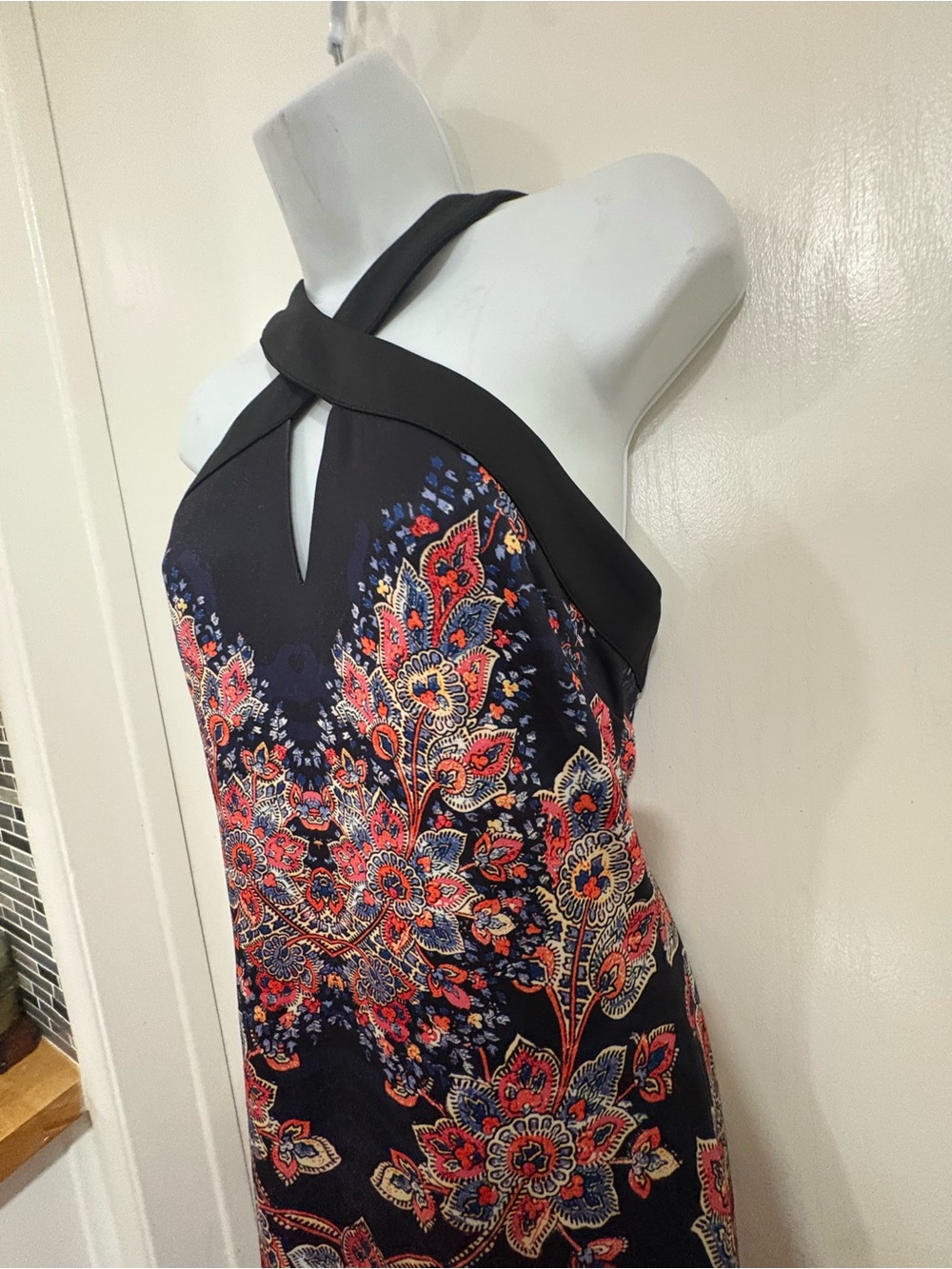 Y2K Sleeveless Navy Cross-Neck Floral bohemian girls night outsatin-feel Dress - Picture 5 of 7